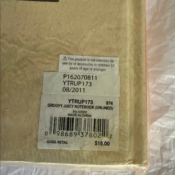 lJuicy Couture Journal Sketchbook with Elastic Band - Picture 4 of 5